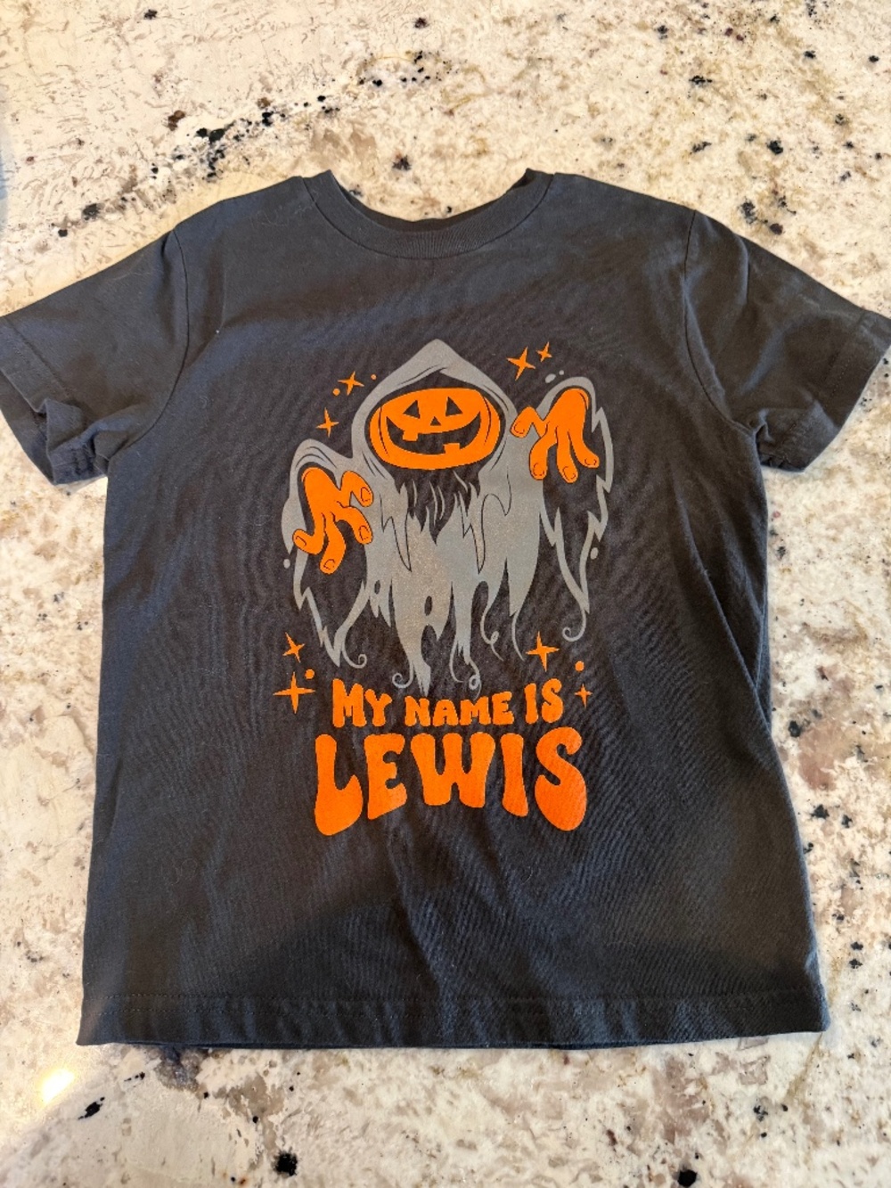 *GENTLY WORN* Boys' Hyde & EEK Lewis Pumpkin Halloween "My Name is Lewis XS Tee
